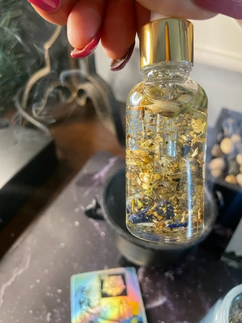 Full Moon in Scorpio Oil